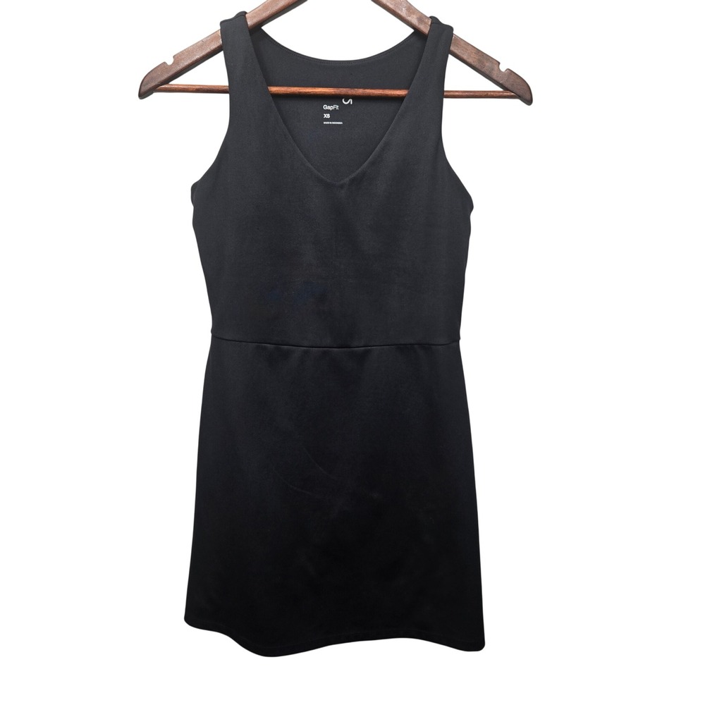 GapFit Tennis Active Tank Dress Womens Size XS Black Athletic Skort Shelf Bra